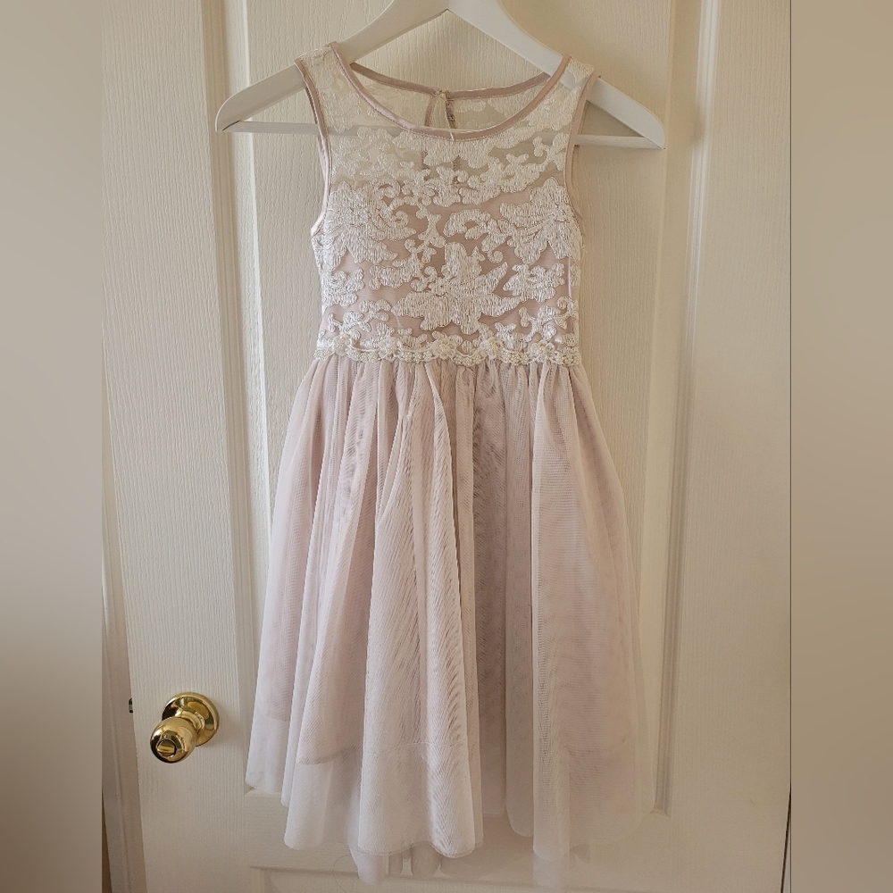 Girl's flower girl dress